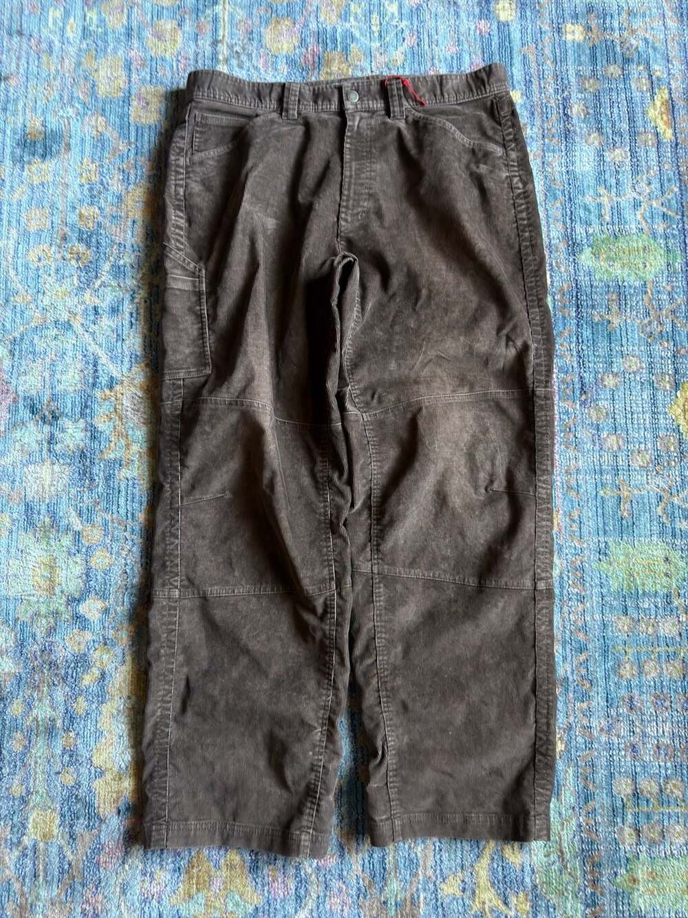 Columbia Titanium Men's Brown Corduroy Work Pants Size 38x32
